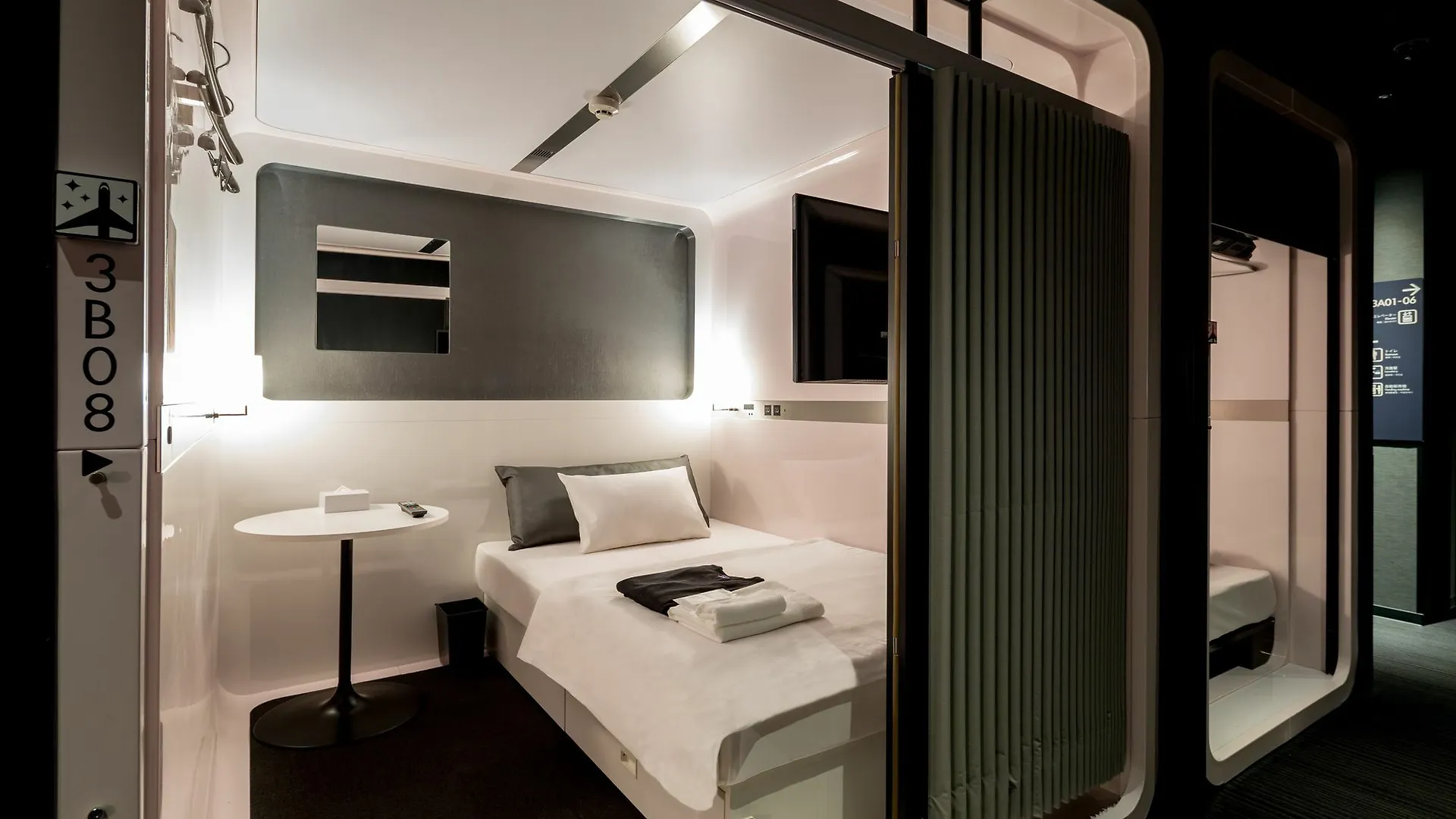 First Cabin Akasaka Tokio Japón